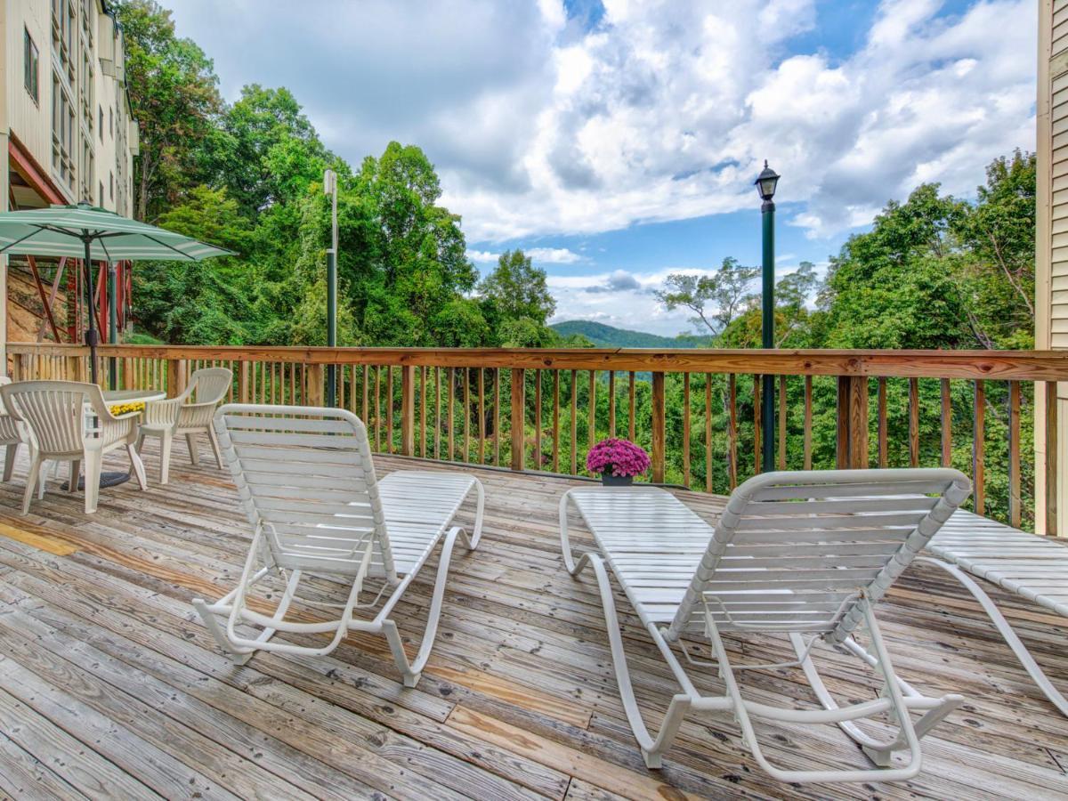 Bear Cub Retreat Apartamento Gatlinburg Exterior foto
